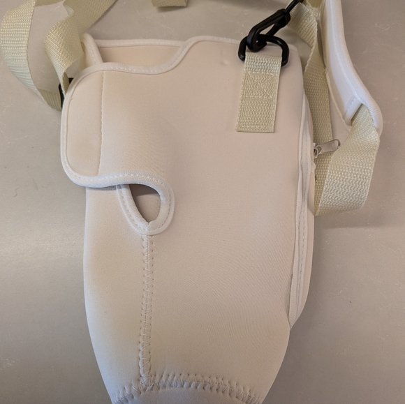 NWOT Stanley Cup Holder Crossbody - Picture 4 of 4